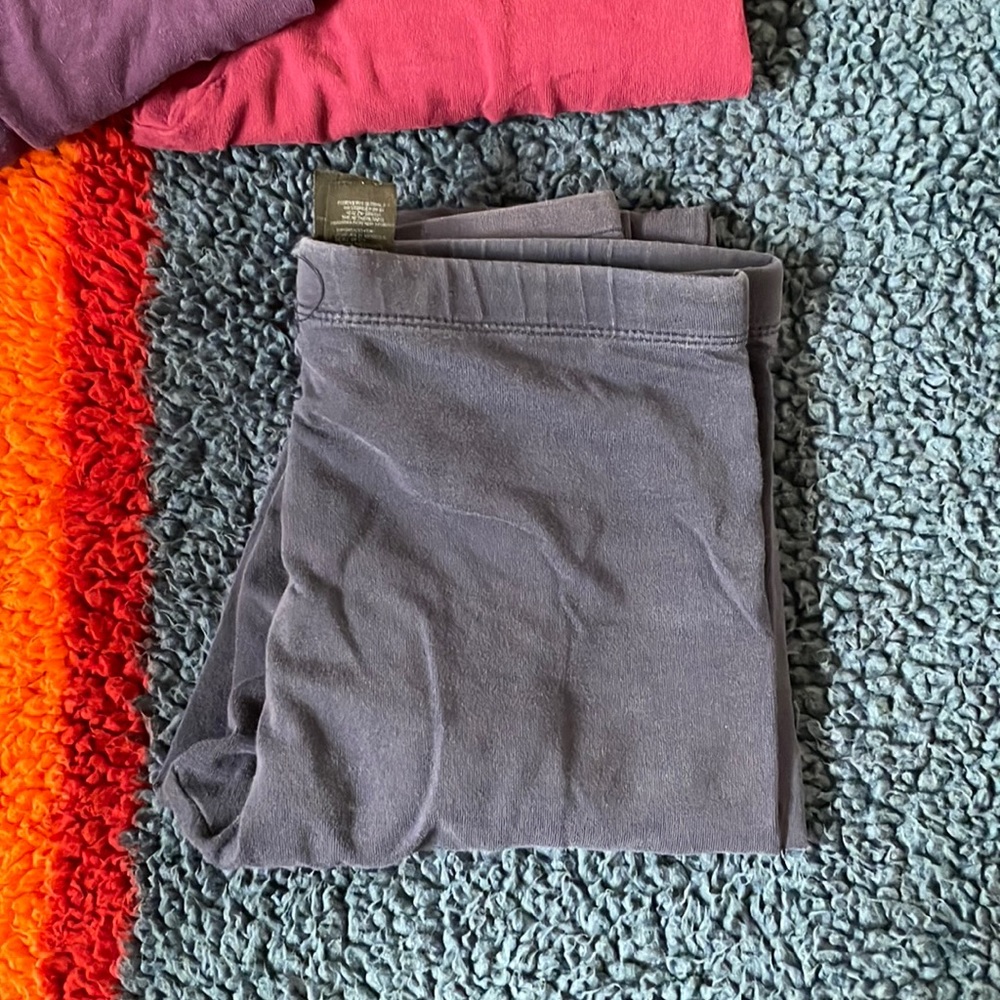 Forever 21 navy leggings, small